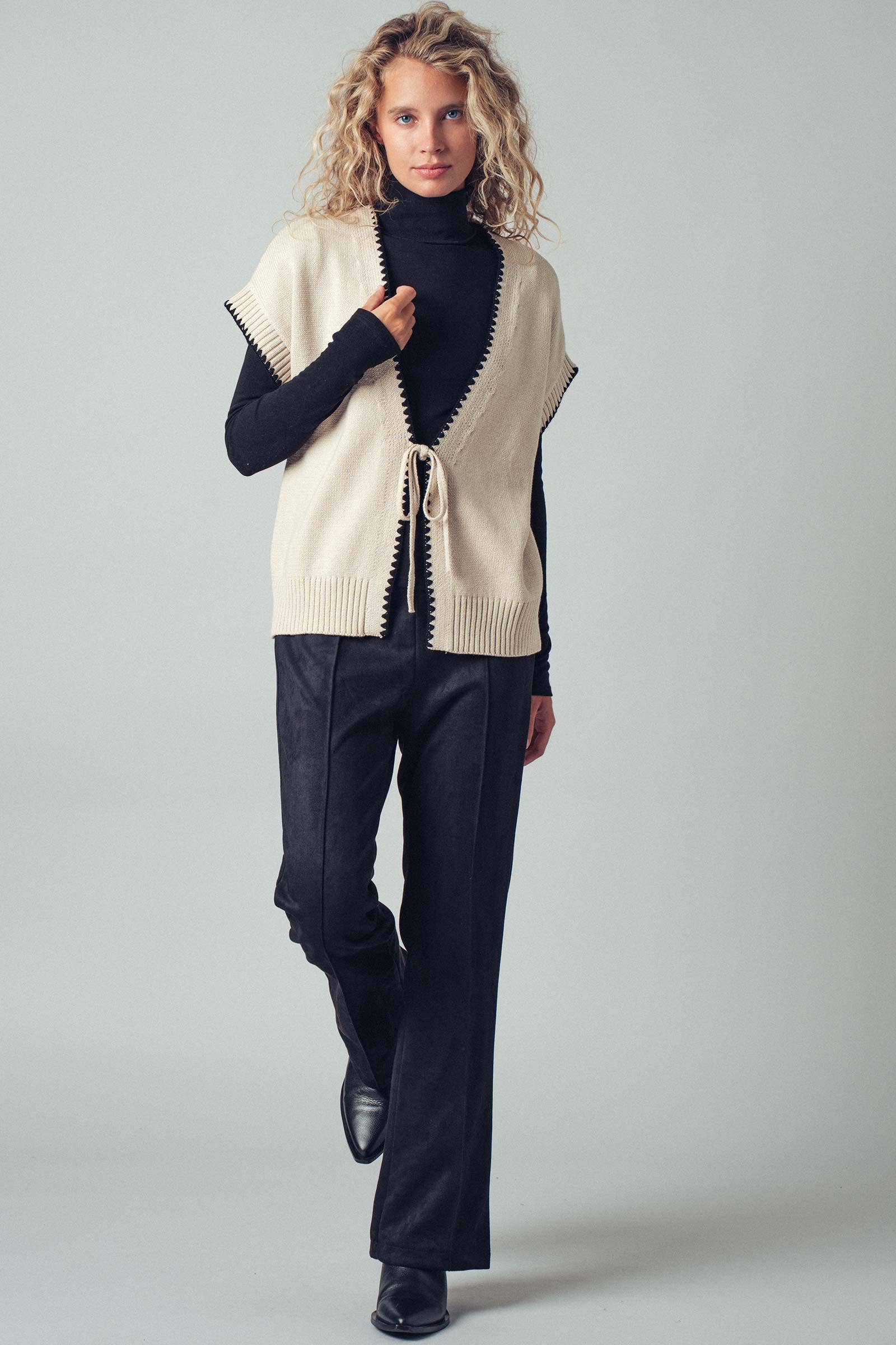 Crochet Trim Tie Front Knit Vest: Ivory