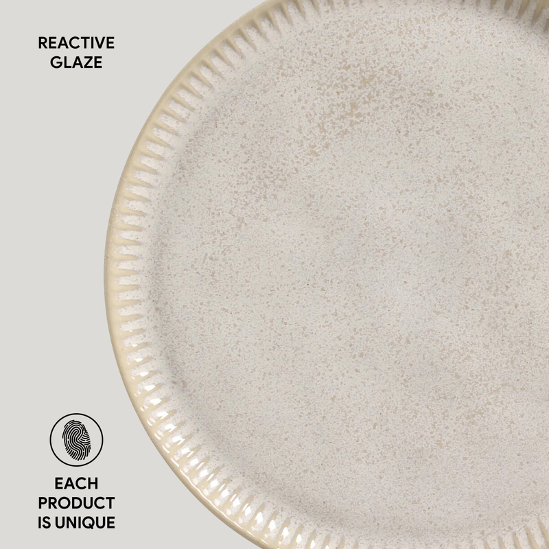 Linhas Stoneware Dinner Plate: Latte