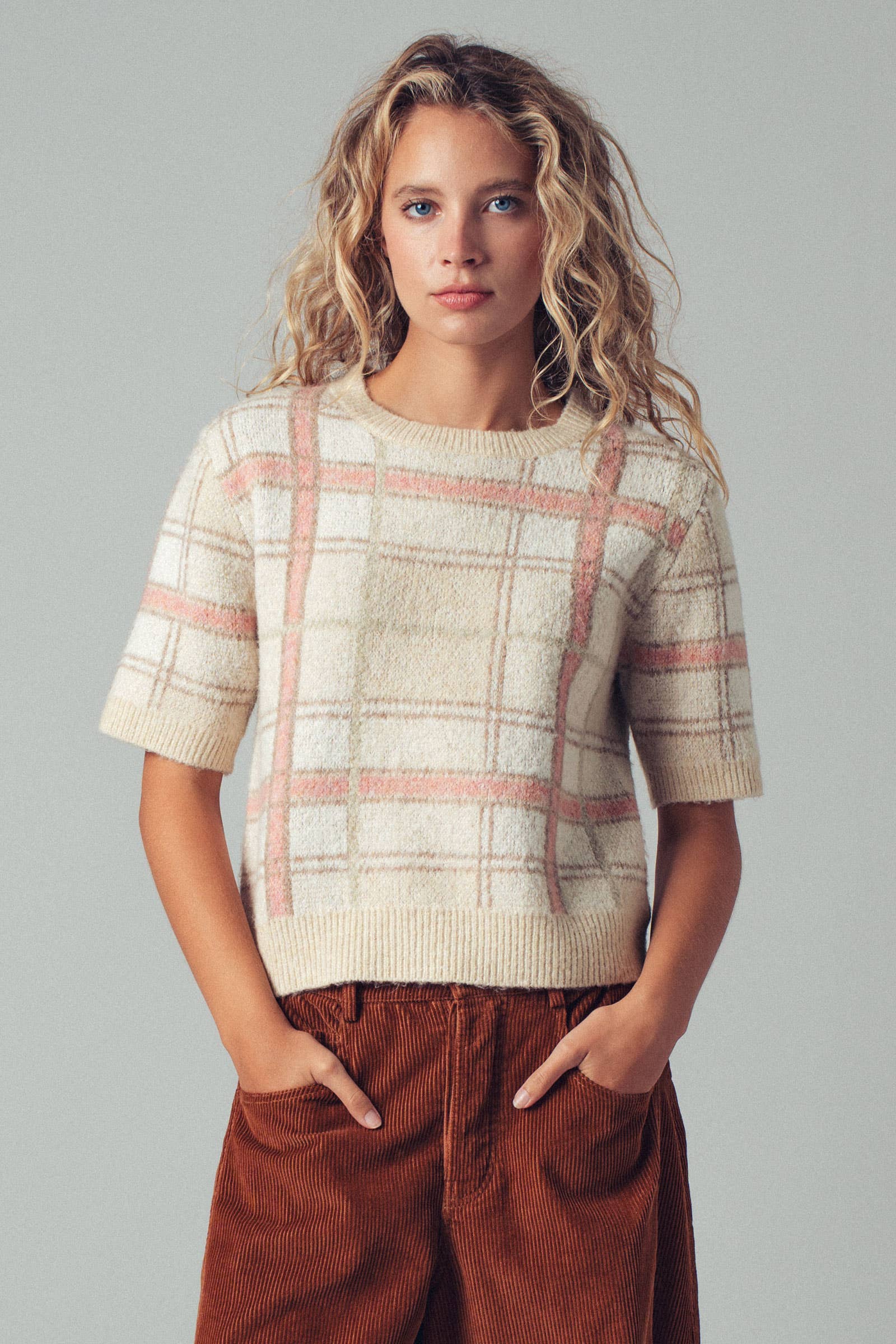 Plaid Short Sleeve Knit Sweater Top