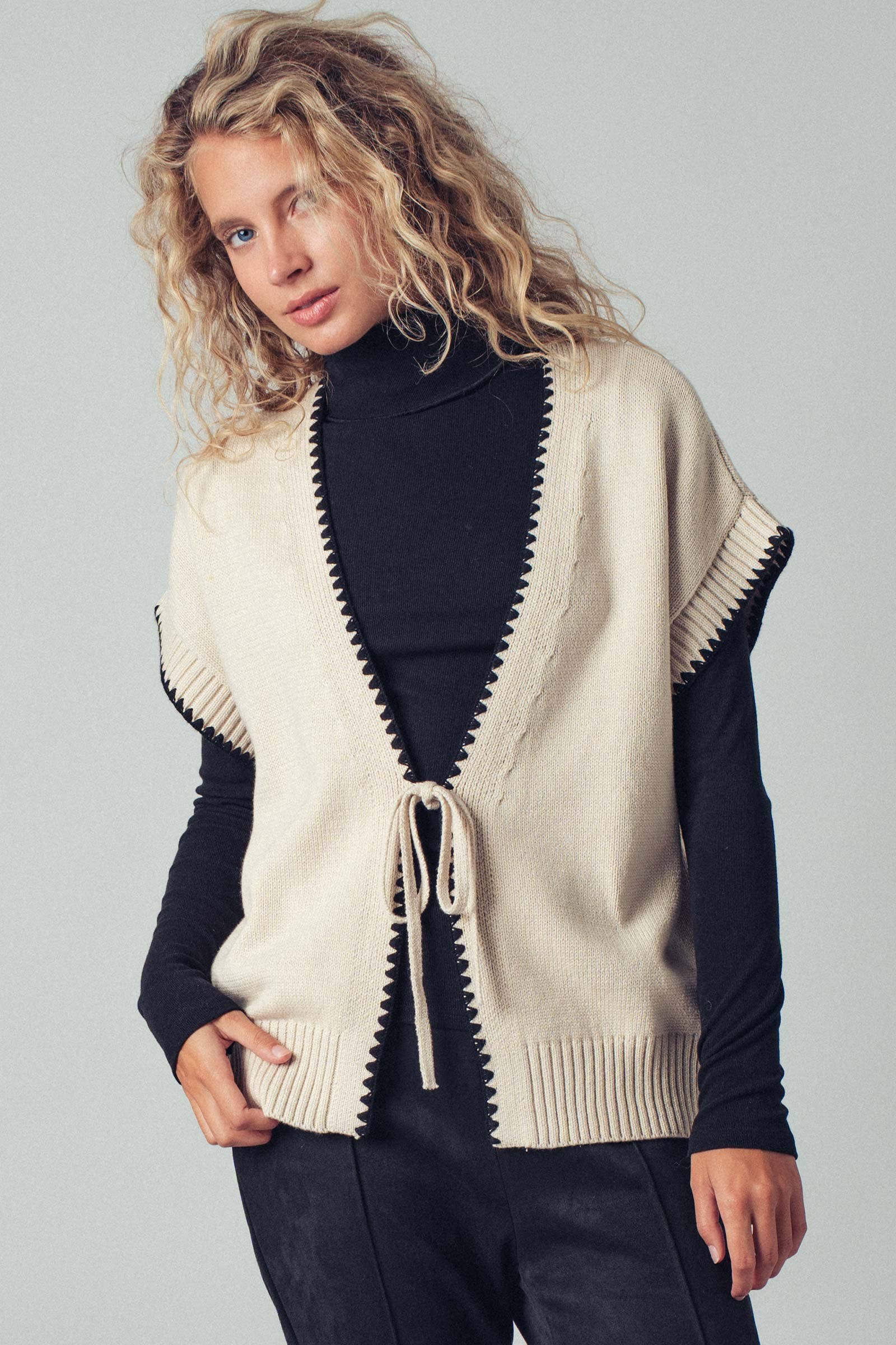 Crochet Trim Tie Front Knit Vest: Ivory