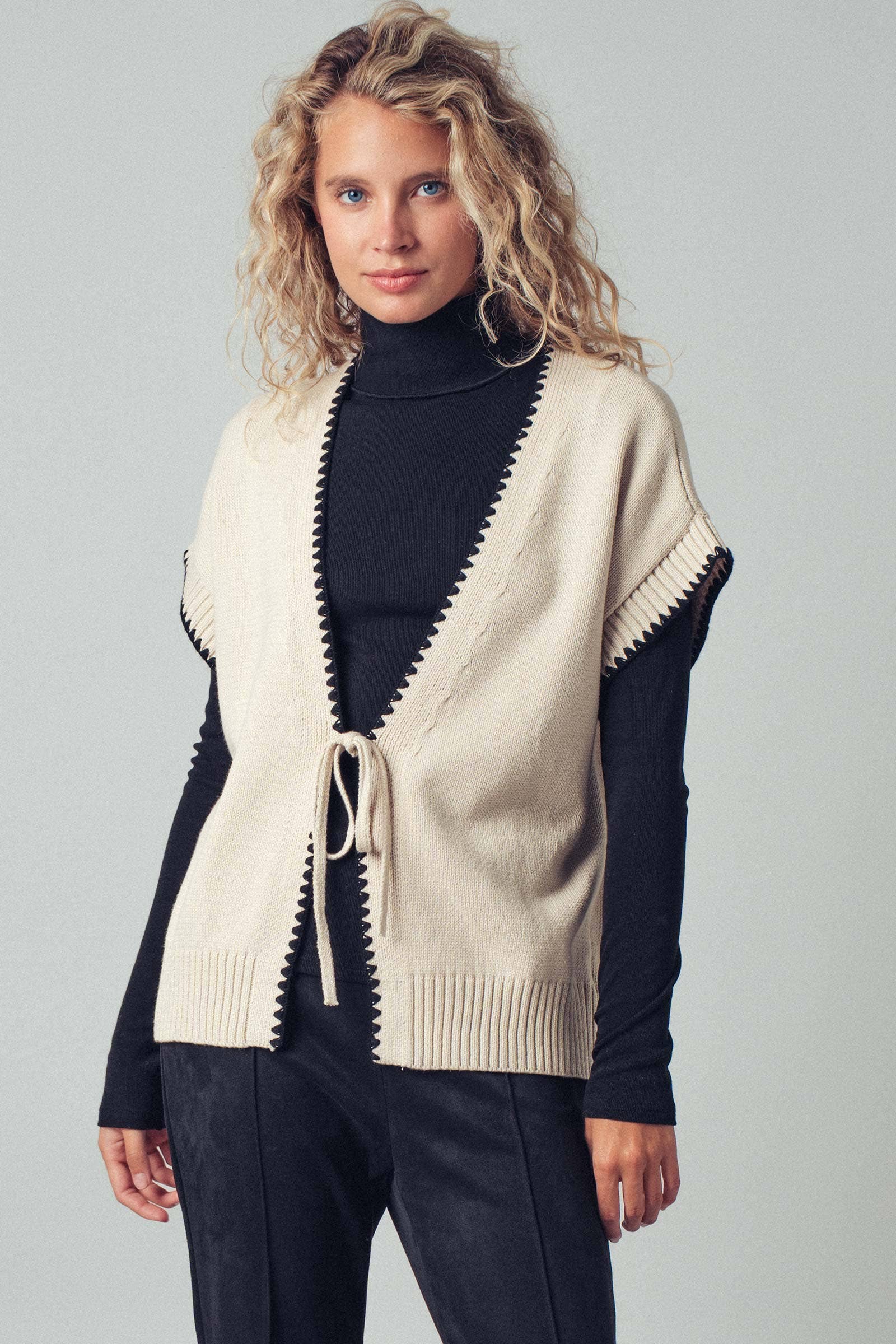 Crochet Trim Tie Front Knit Vest: Ivory