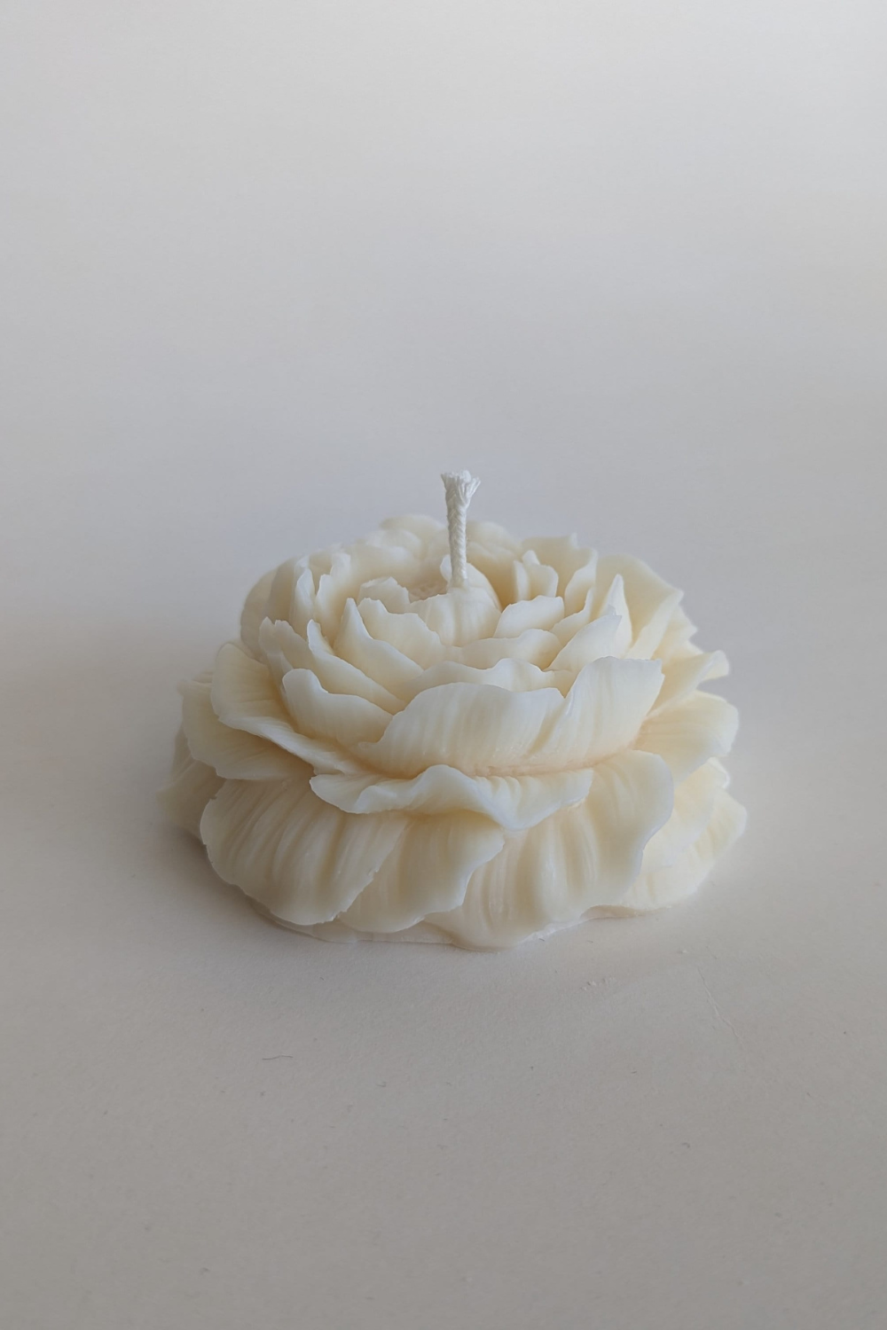 Peony Candle: Cream