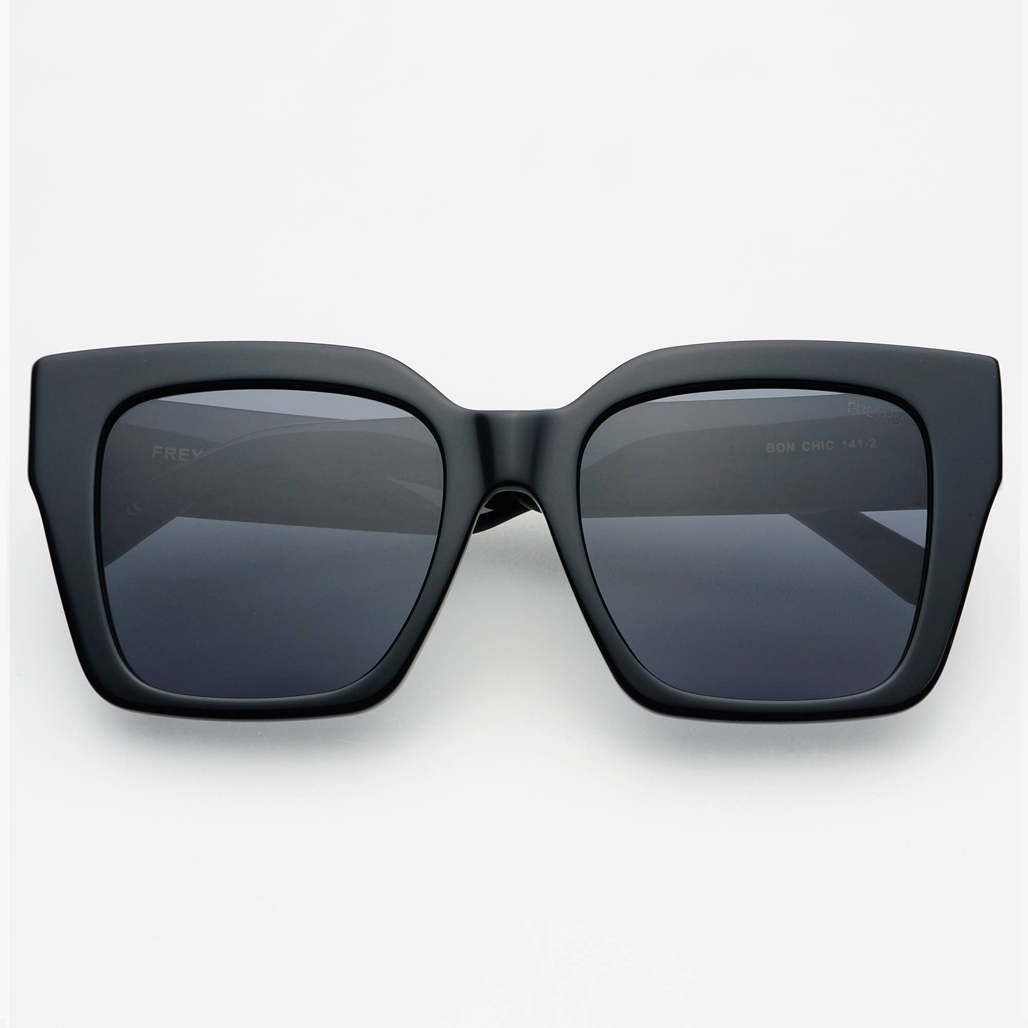 Bon Chic Oversized Square Sunglasses: Black