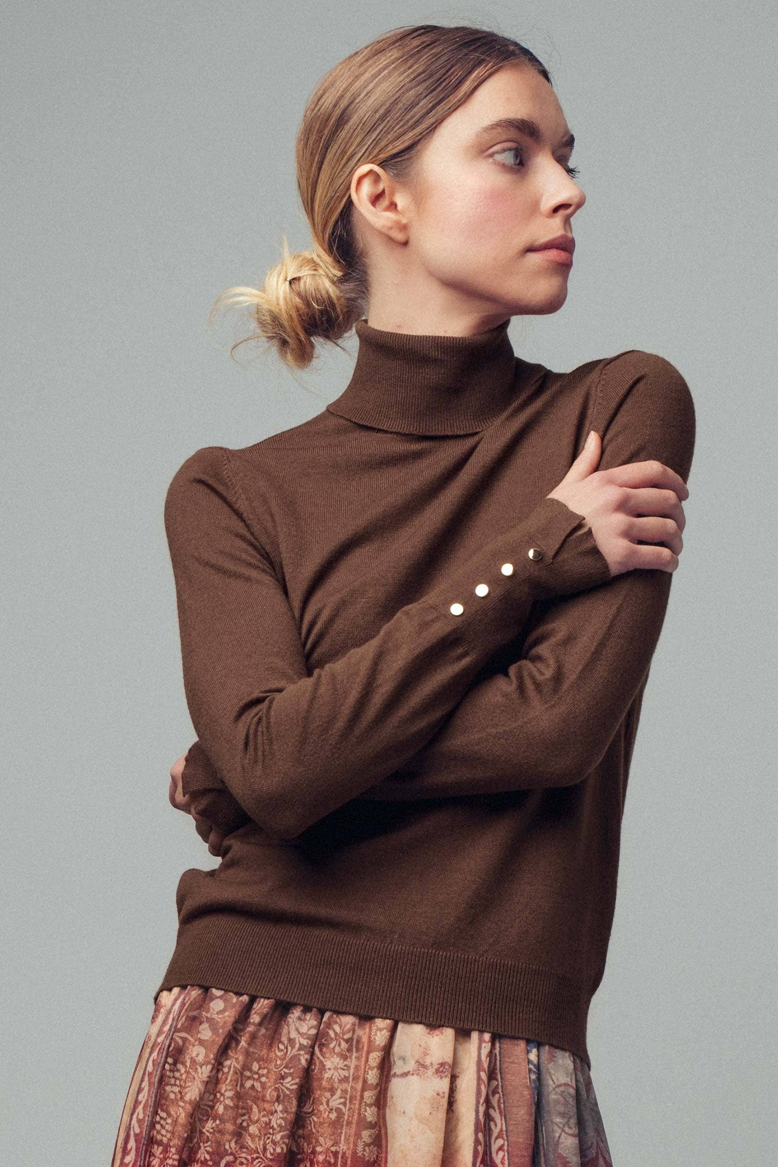 Gold Button Fitted Turtleneck Sweater: Brown