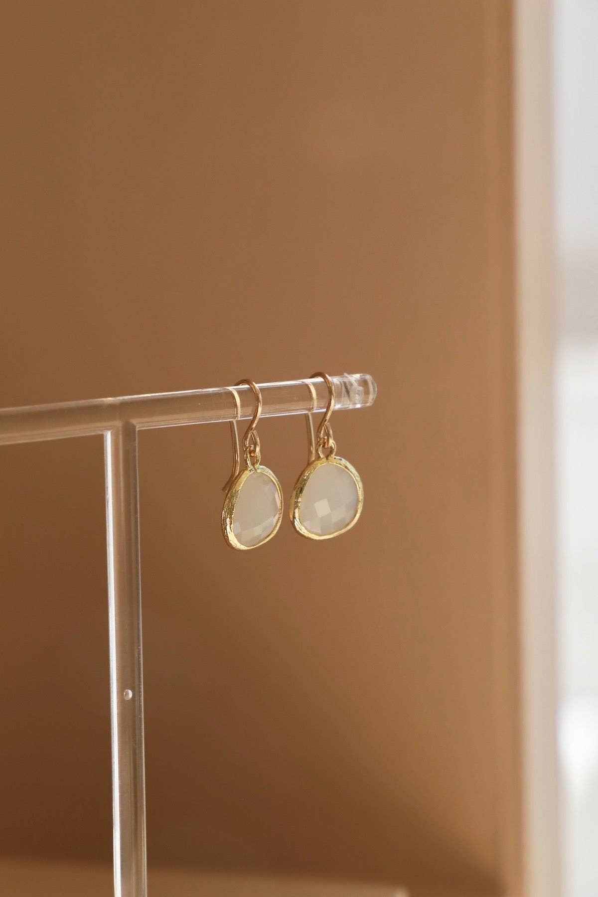 White Smoke Bezel Earrings: Gold