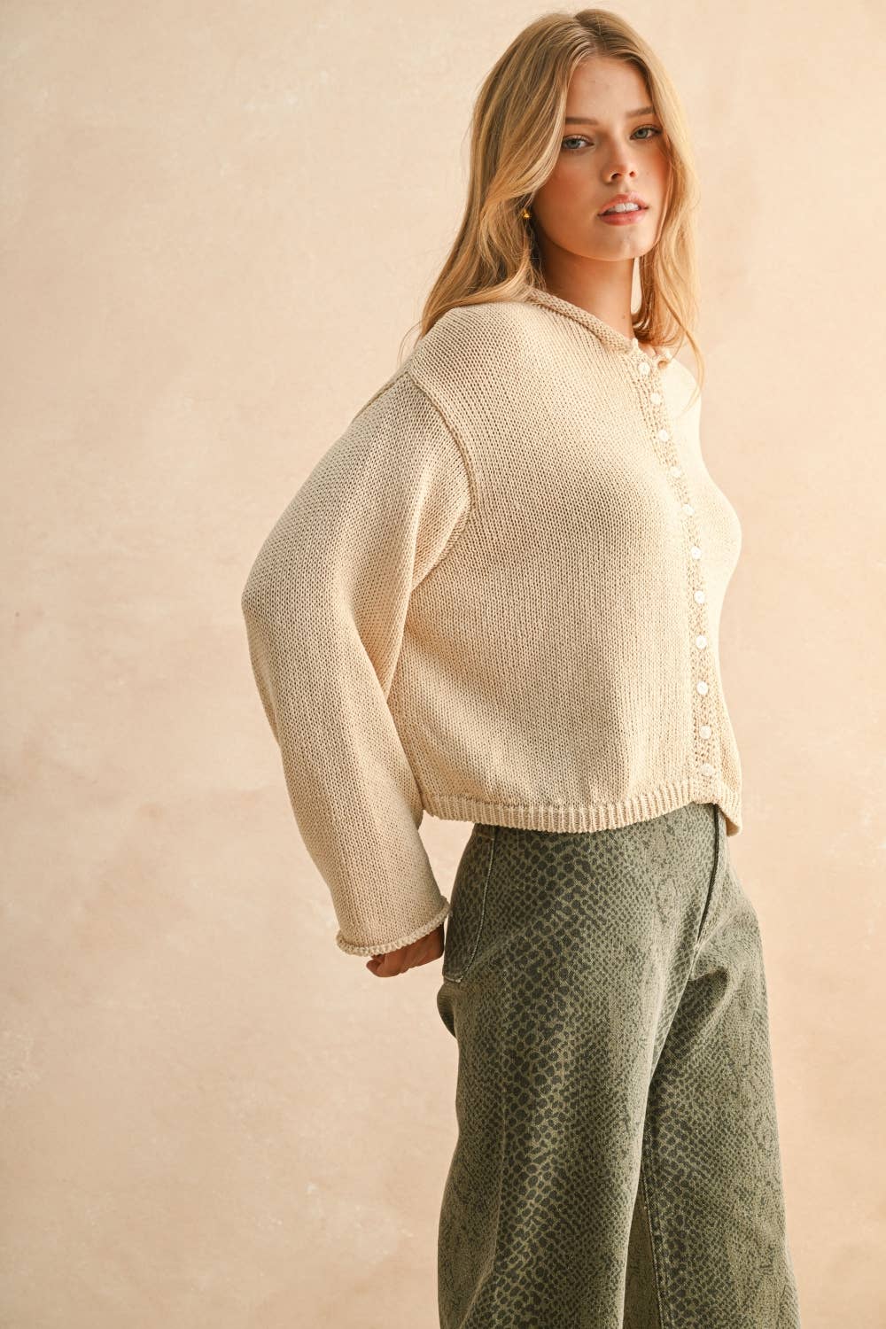 Lightweight Button Cardigan: Cream