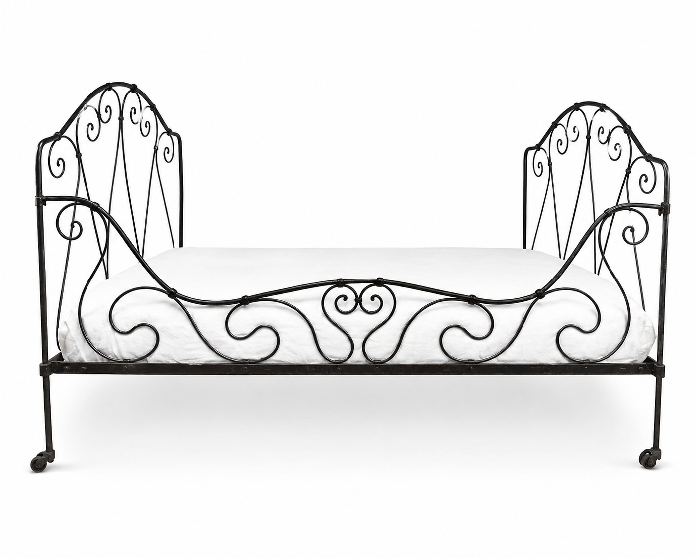Antique Iron Day Bed