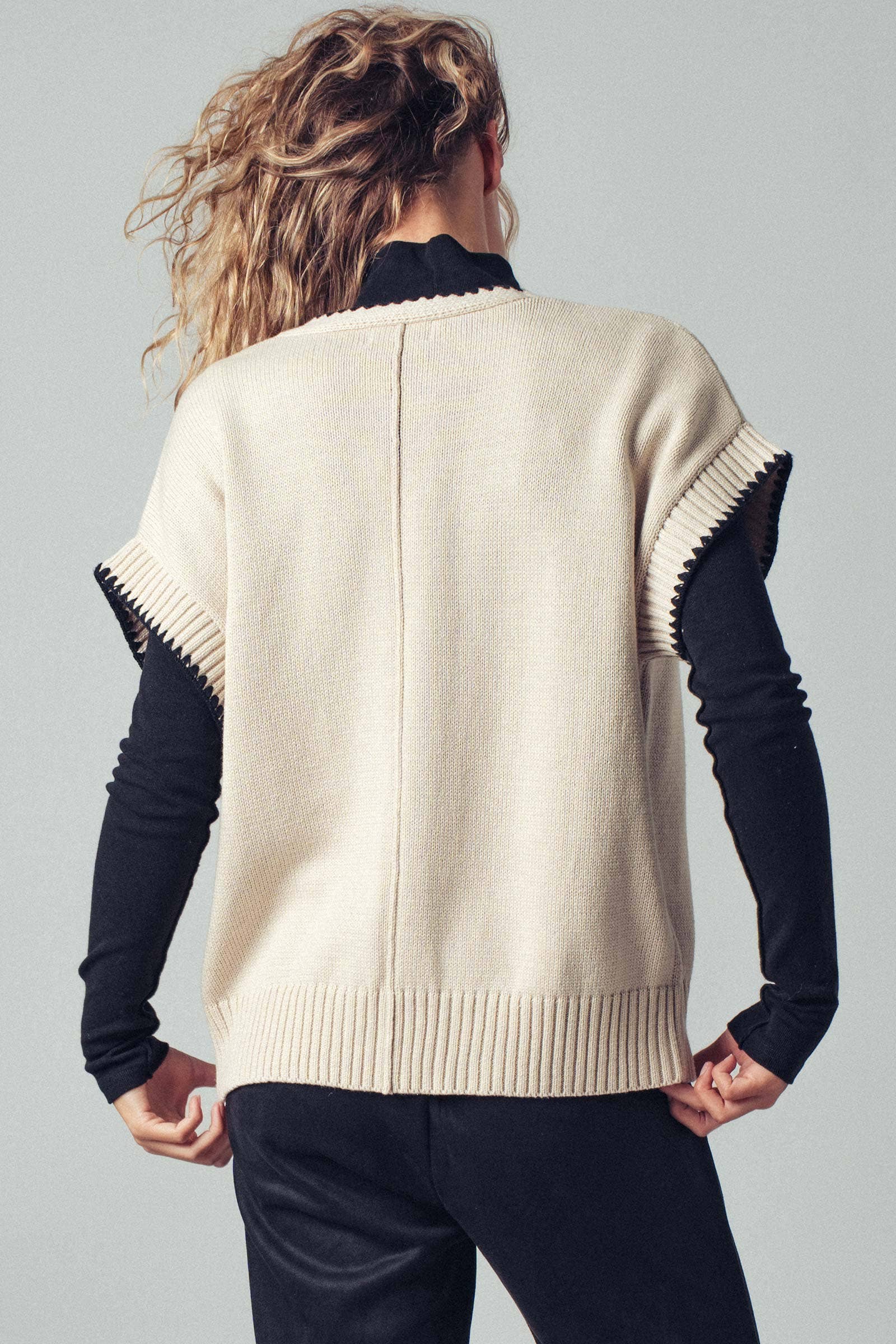 Crochet Trim Tie Front Knit Vest: Ivory