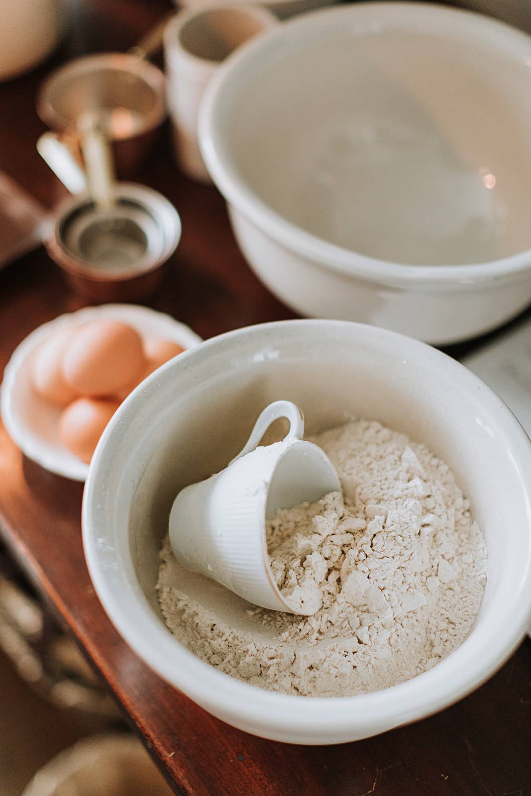 The Stoneware Mixing Bowl