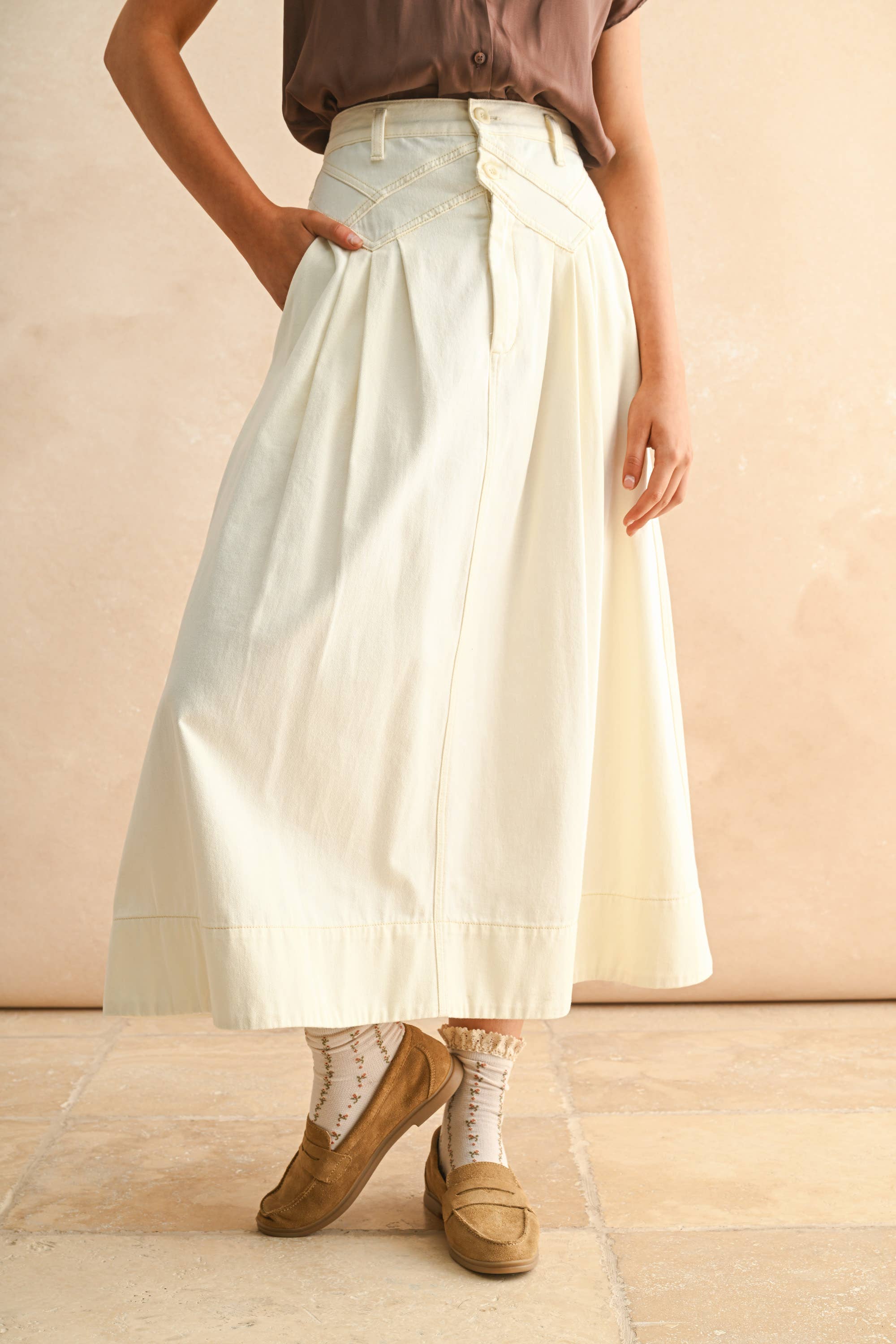Mini Pleat Long Skirt: Ecru