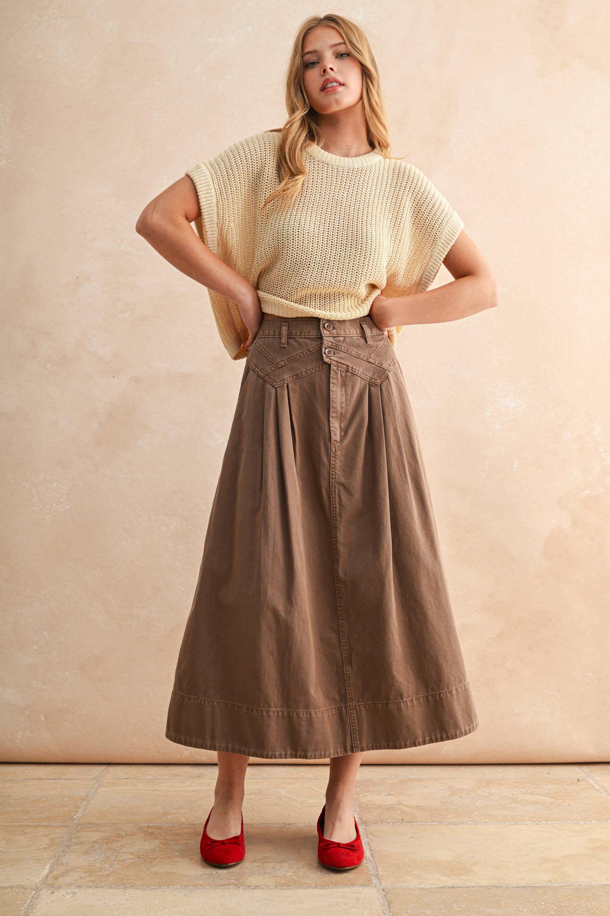 Mini Pleat Long Skirt: Mocha Mousse