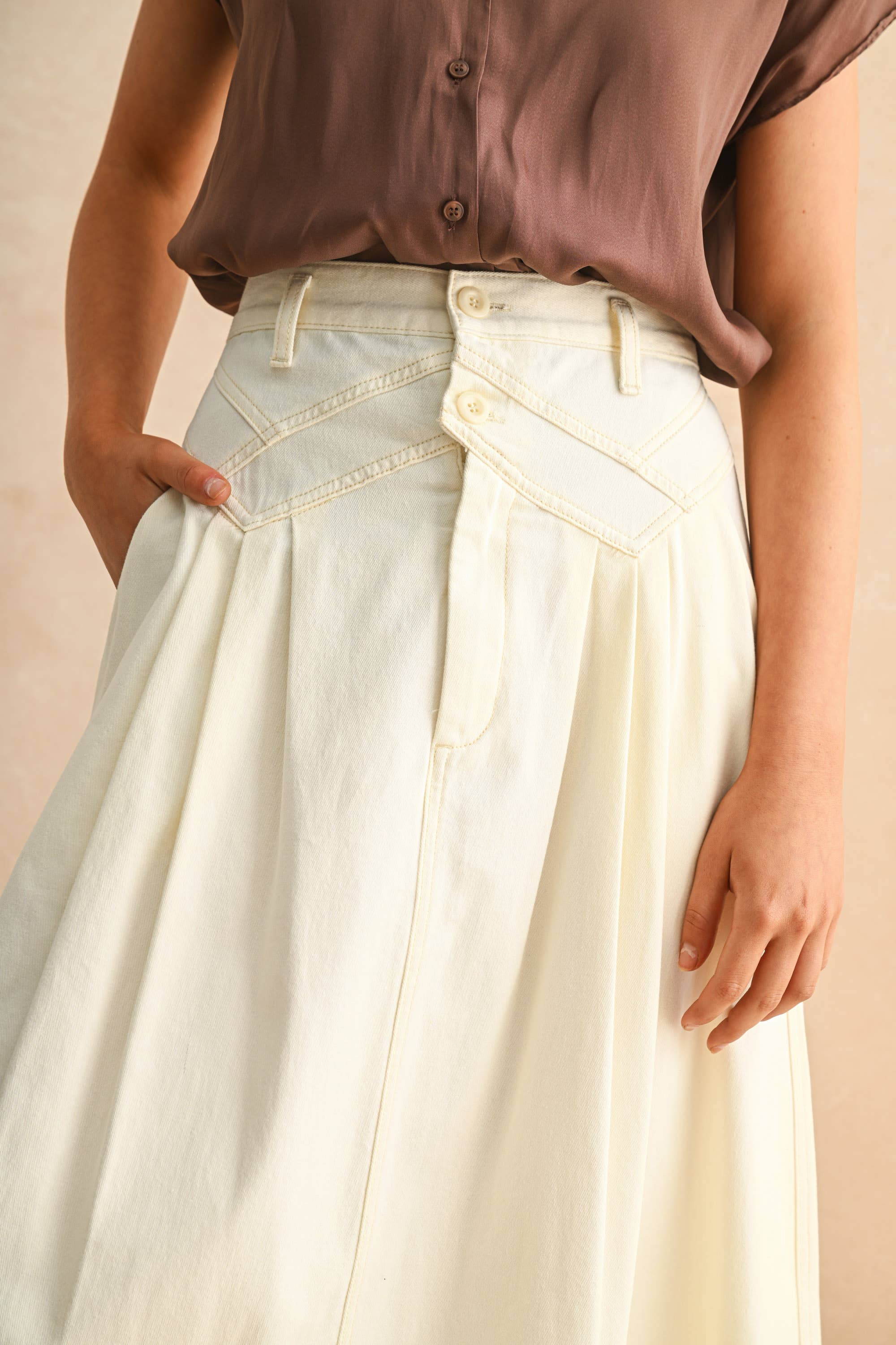 Mini Pleat Long Skirt: Ecru