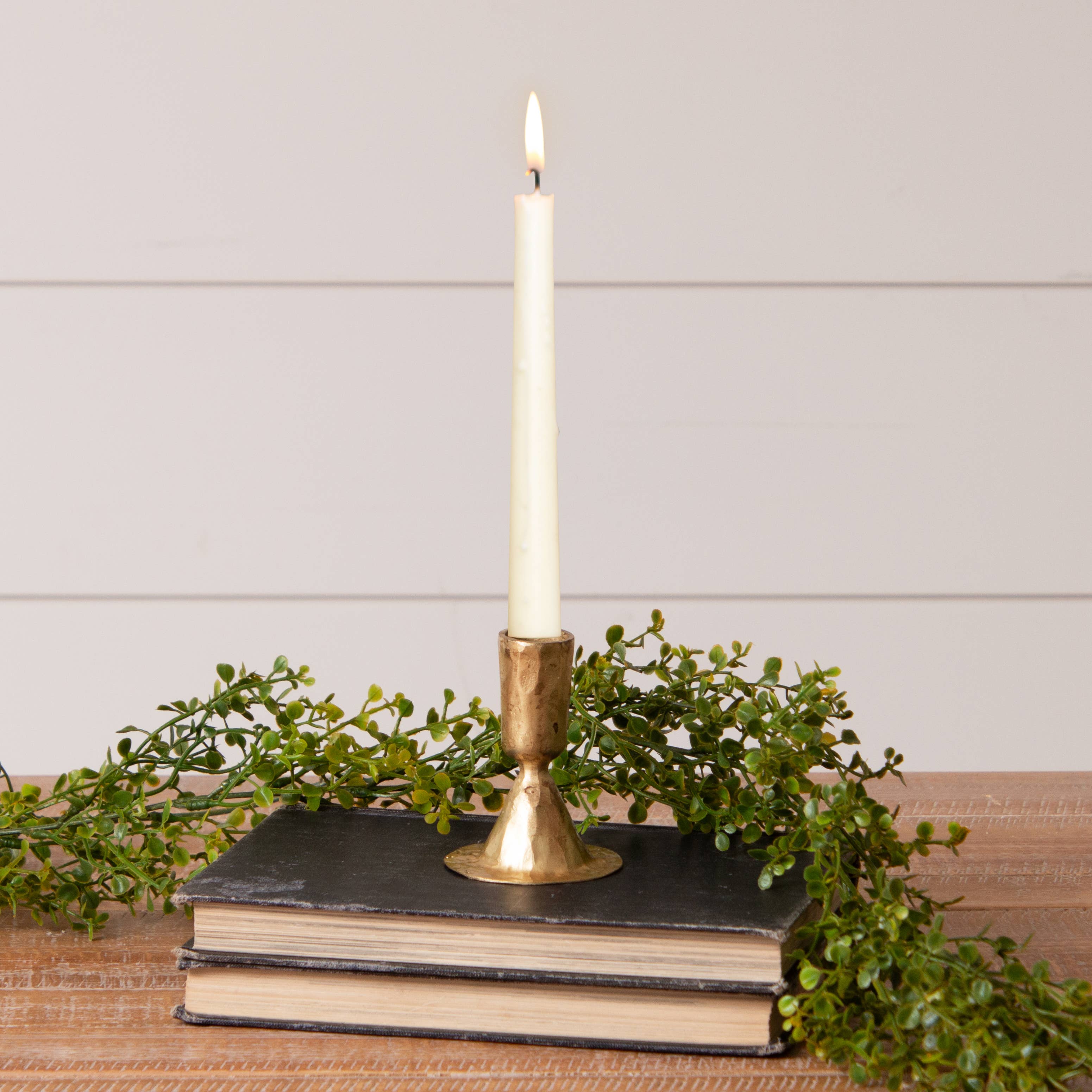 Gold Hammered Candle Holder: Set of 4