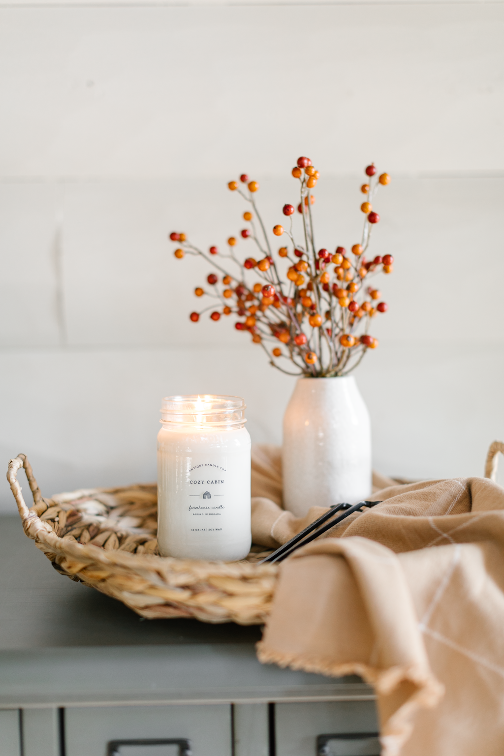 Cozy Cabin - Soy Wax Mason Jar Candle: 16 oz