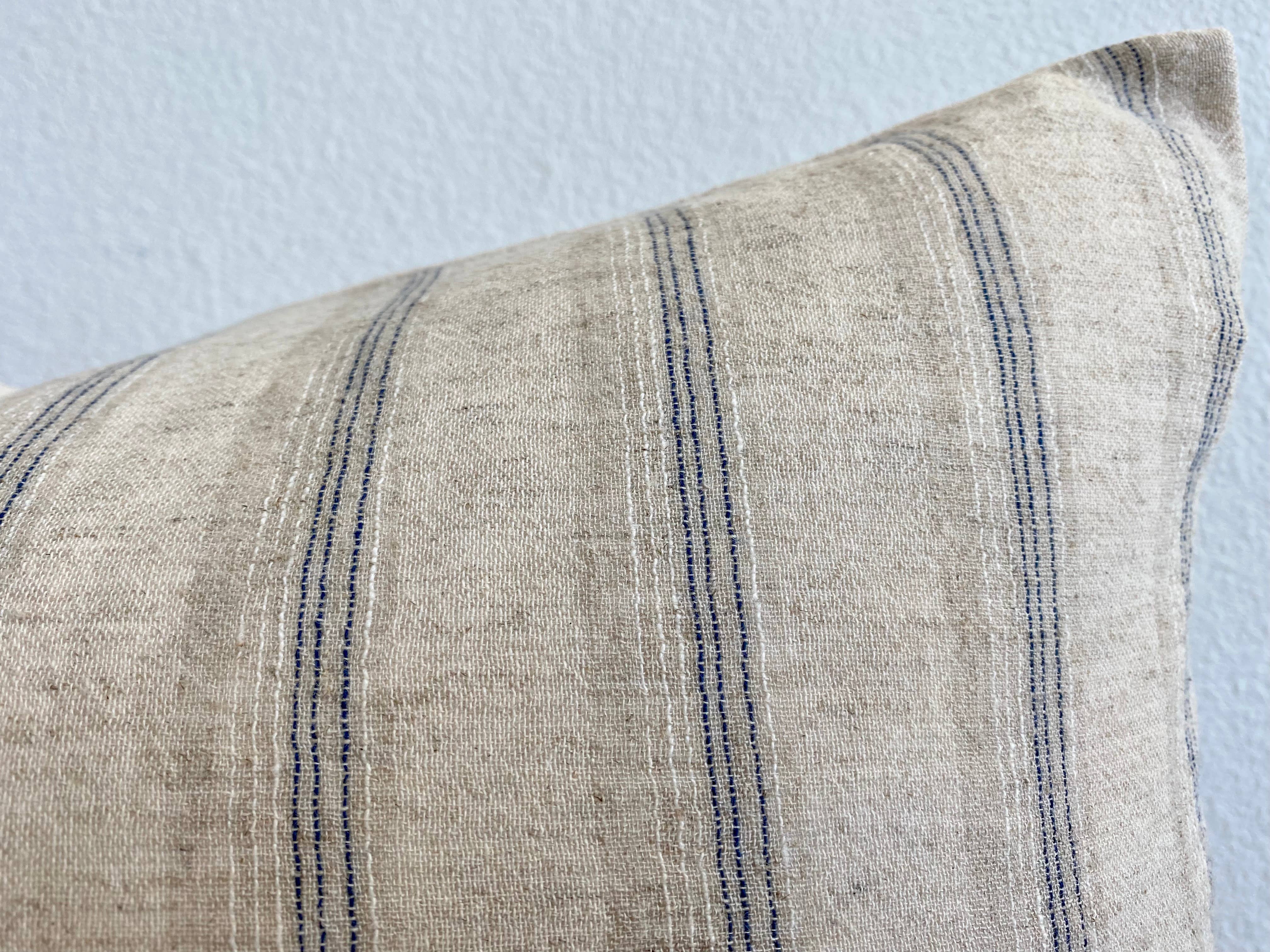 Cora Lumbar Pillow
