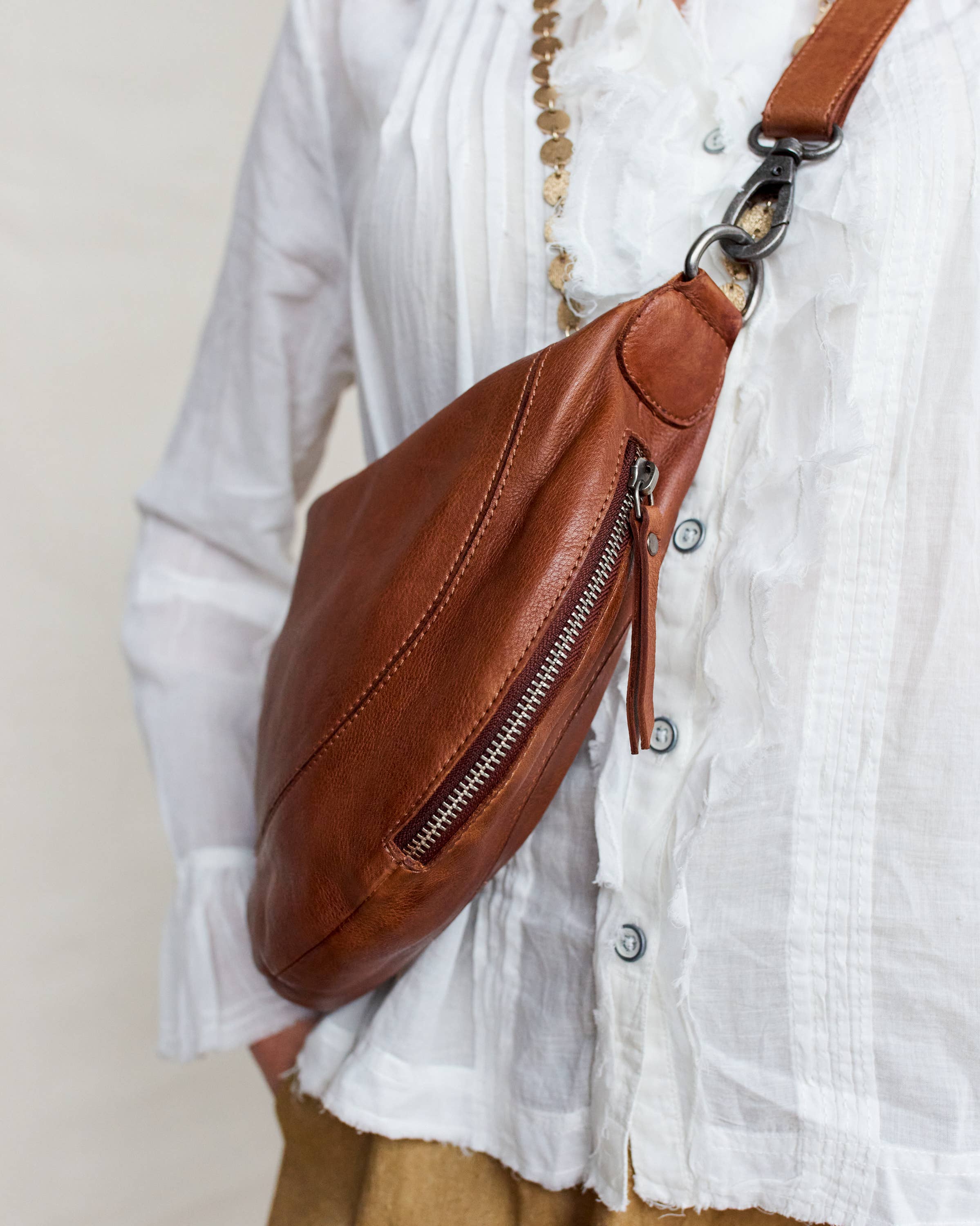 Jordan Handcrafted Leather Sling Bag: Moss