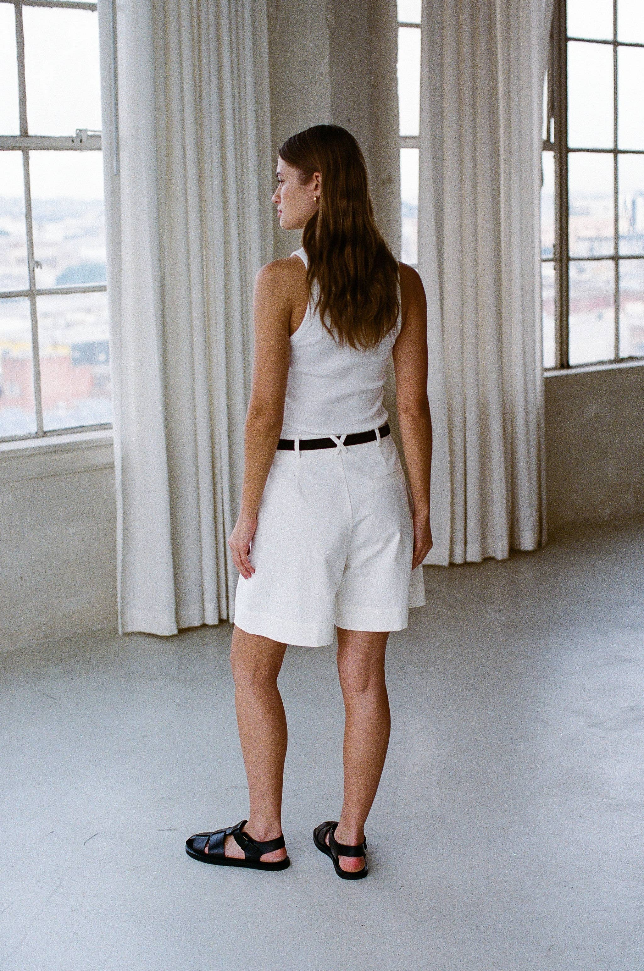 Woven Cotton Pleated Shorts: Sand