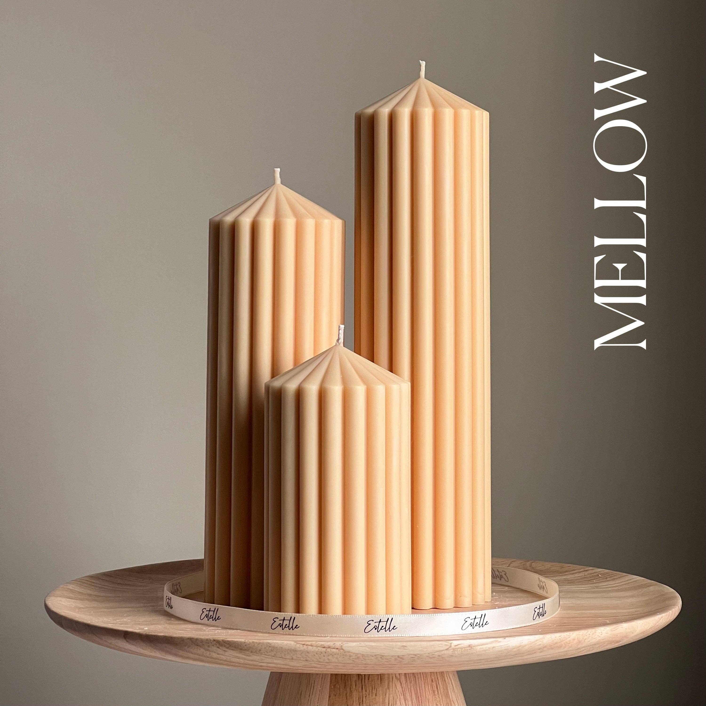 Ribbed Peak Pillar Candle: Cream / Medium