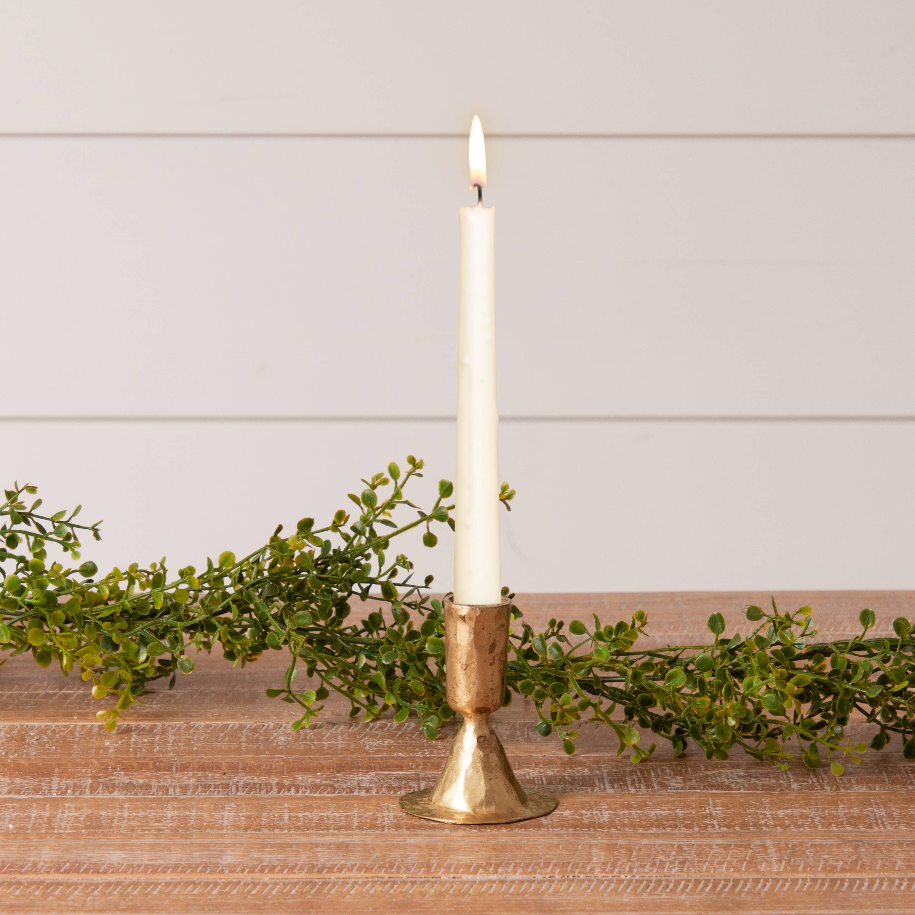 Gold Hammered Candle Holder: Set of 4
