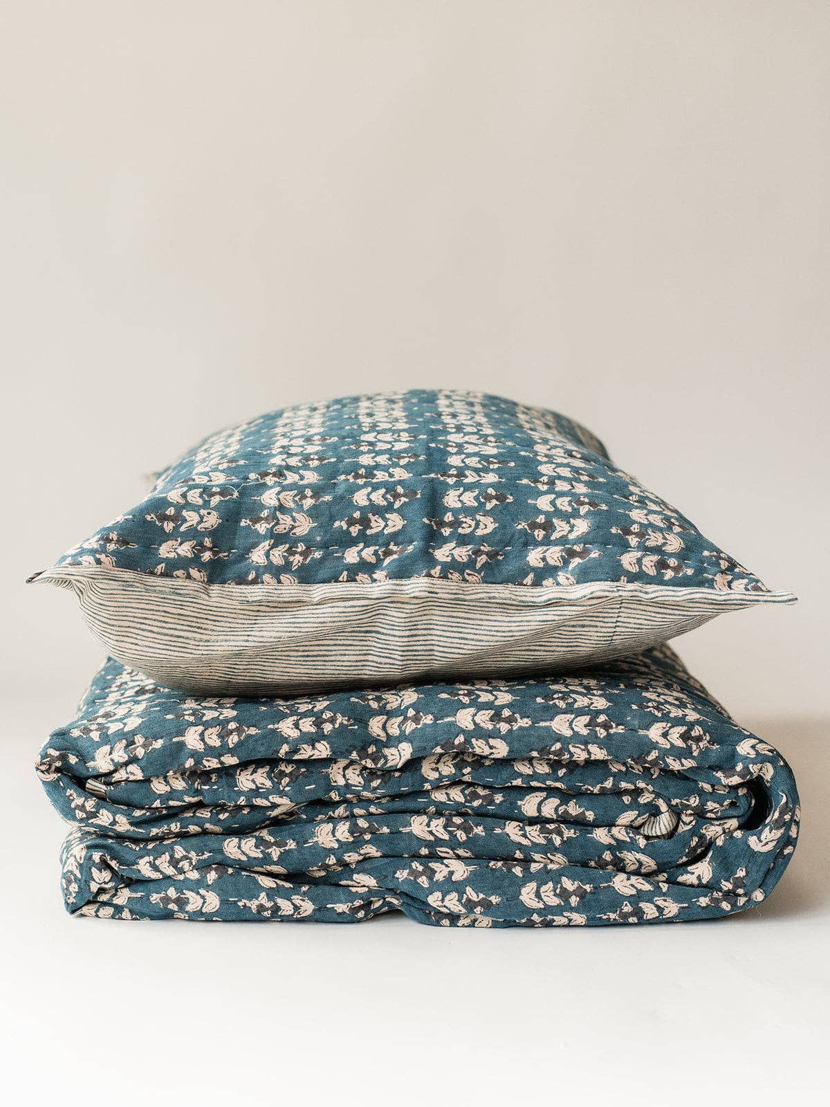 King Blossom Block Print Quilt: Stargazer