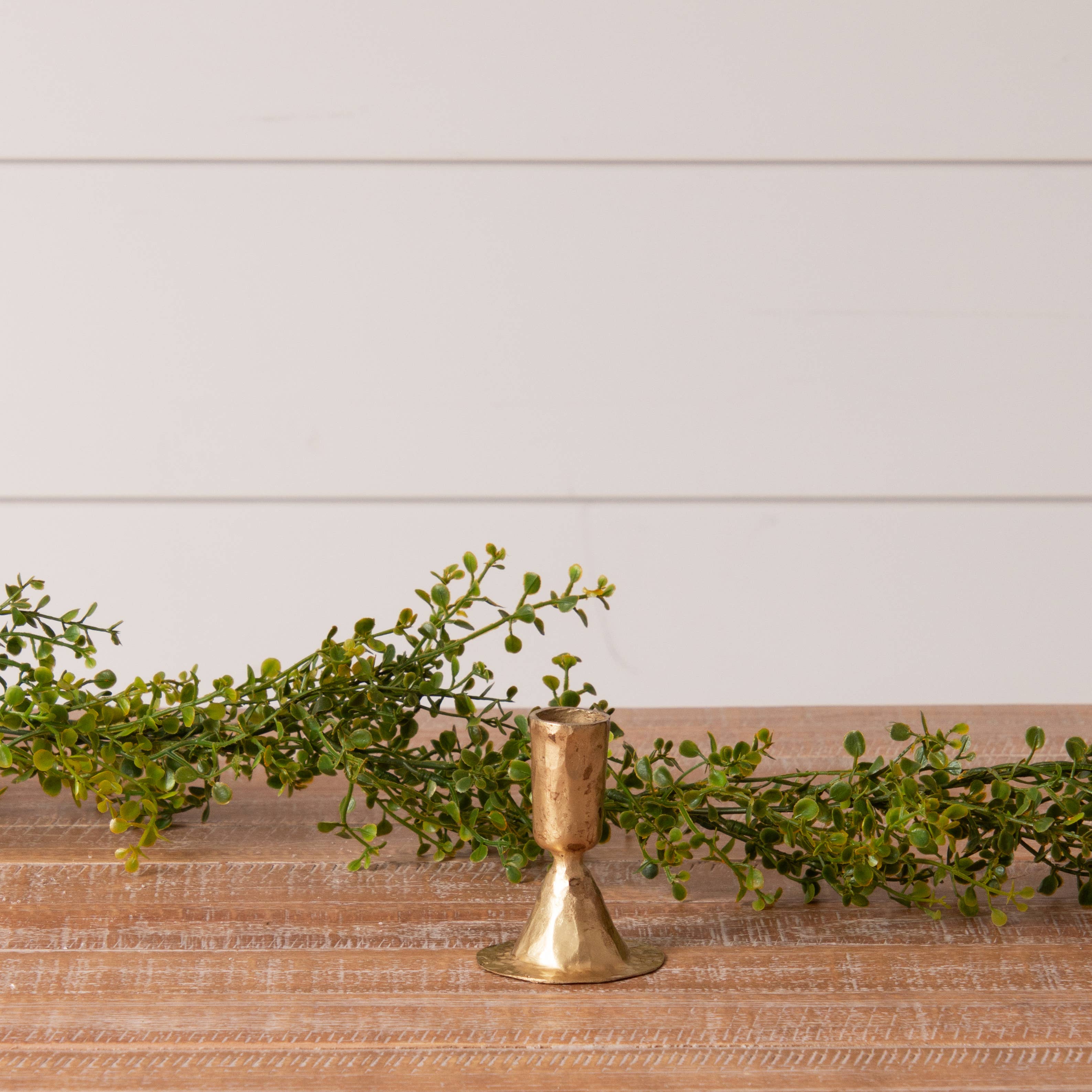 Gold Hammered Candle Holder: Set of 4