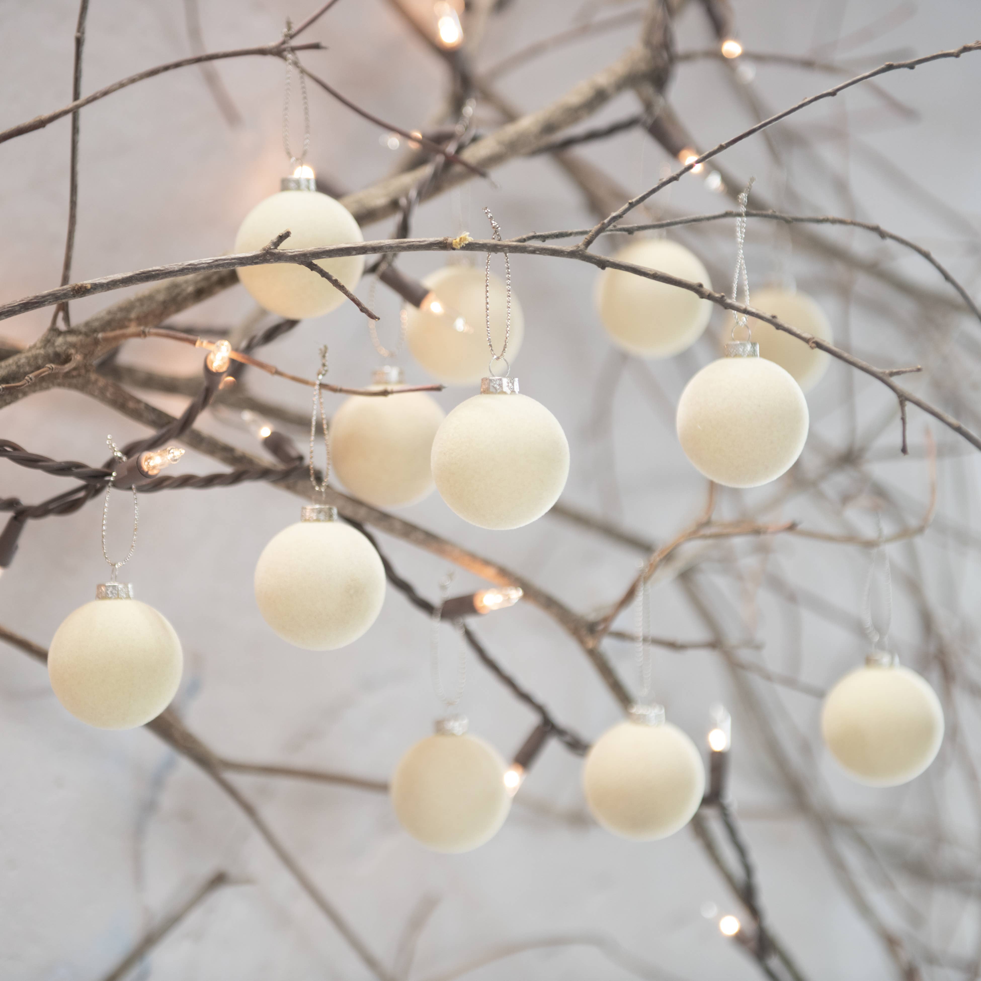 1.75" Oatmeal Flocked Balls