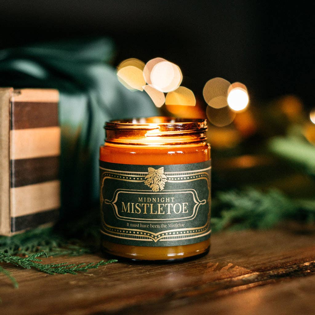 Midnight Mistletoe Candle: 16 oz