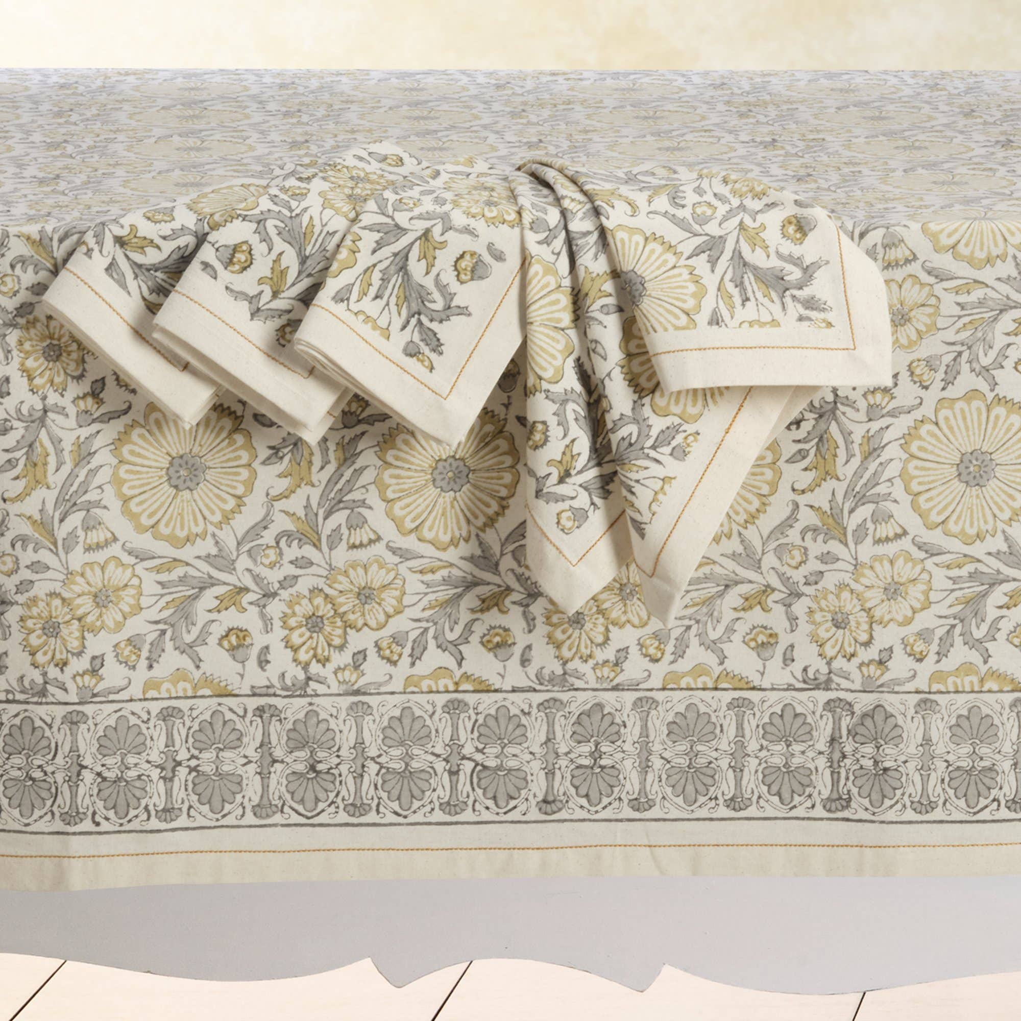 Zinnia Cotton Napkins: Set of 4