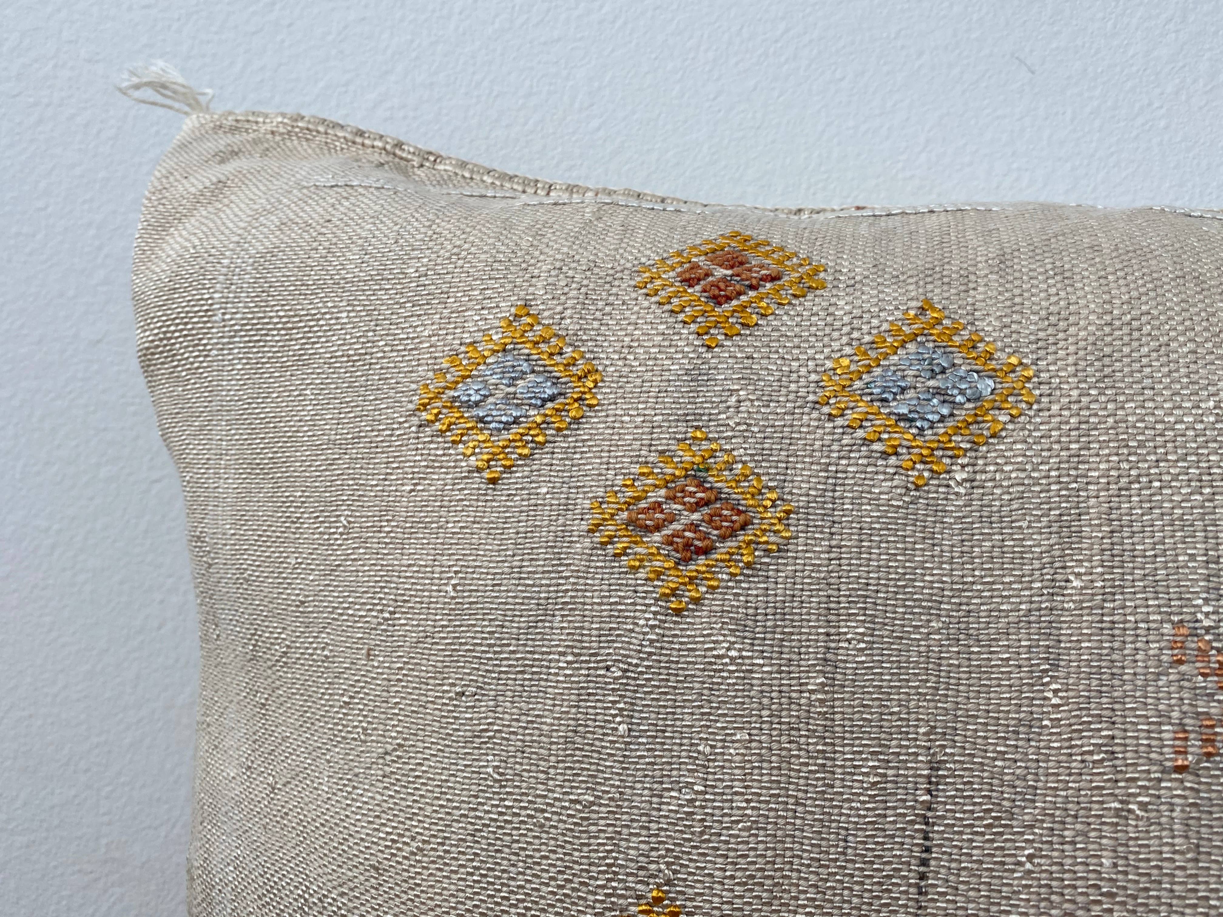 Silk Sabra Cover Lumbar: Stone