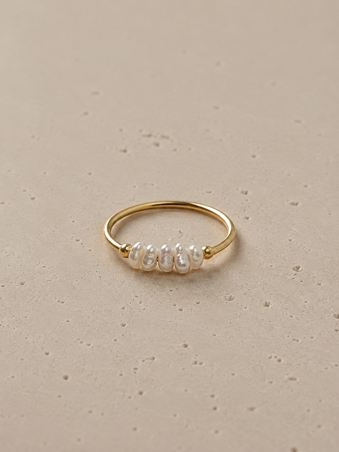 Dainty Pearl Ring | Size 6
