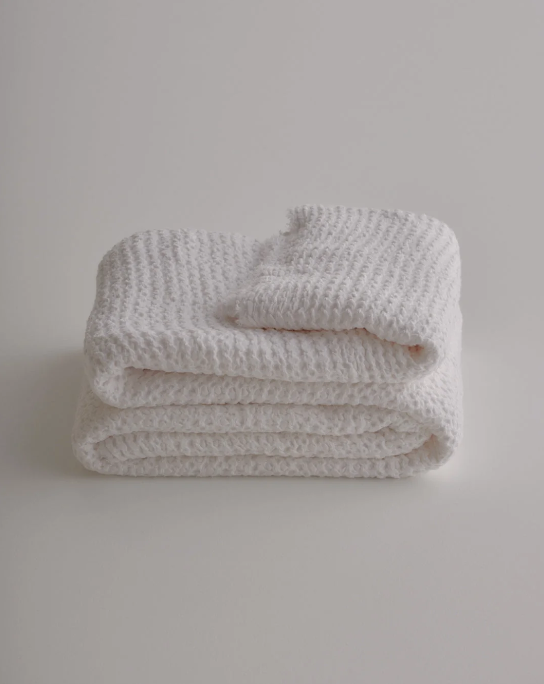 Hale Mercantile Flocca Linen Blanket: Aryton (Queen)