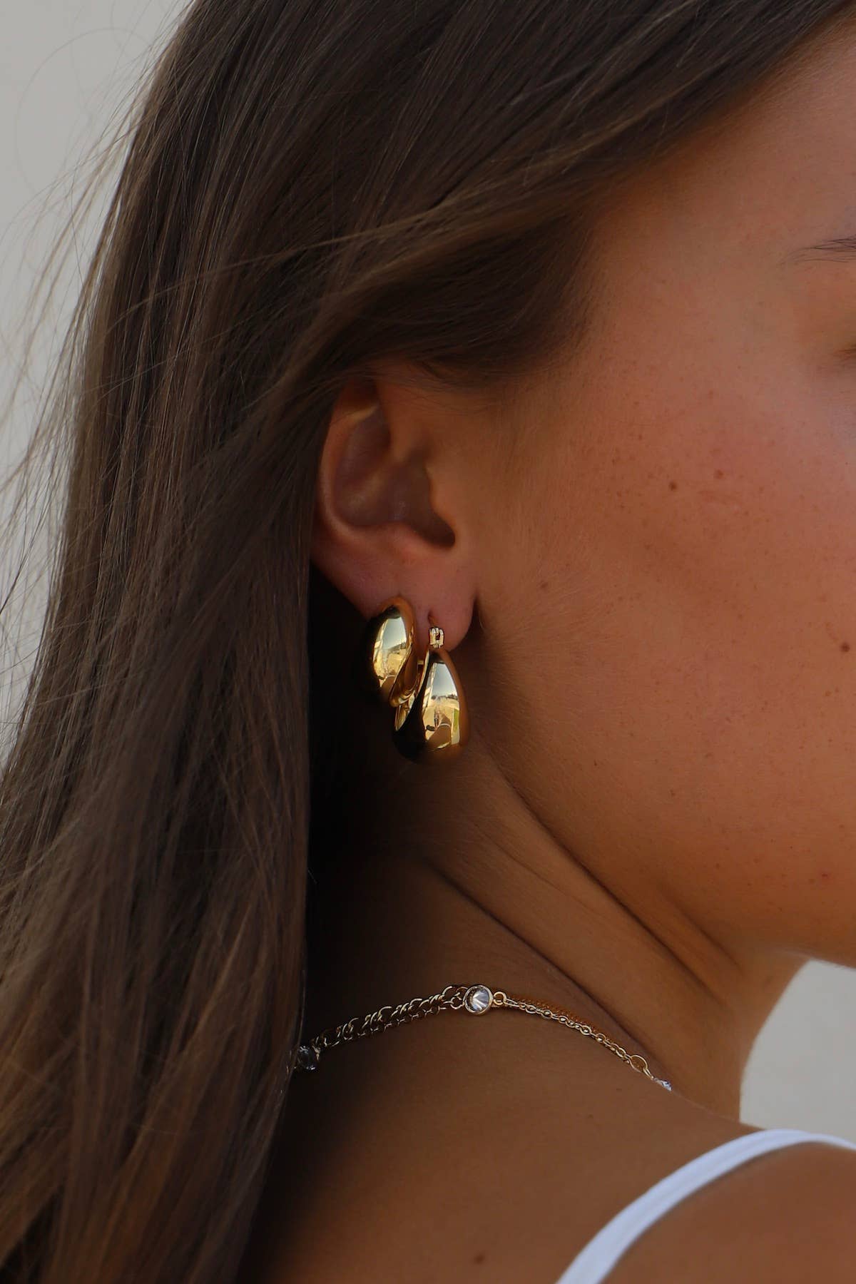 Chunky Hoop Earrings: Gold