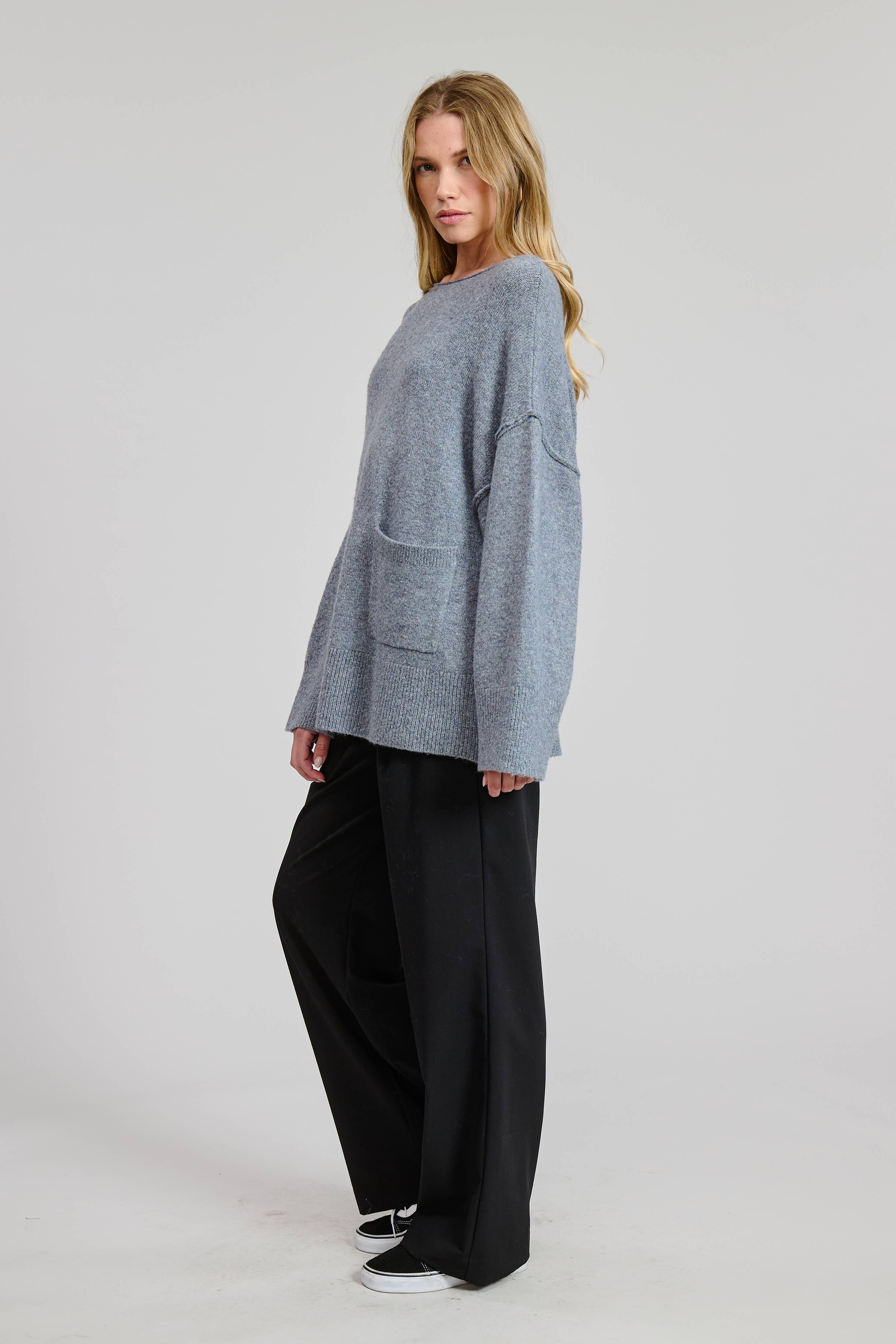 Crewneck Sweater Pullover: Gray